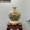 Bình hút lộc Gốm Chu Đậu H40 hoạ tiết chim công hoa đào vẽ vàng 24k HLCĐ05