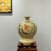 Bình hút lộc Gốm Chu Đậu H45 hoạ tiết tứ cảnh chữ LỘC ý nghĩa vẽ vàng 24k HLCL06